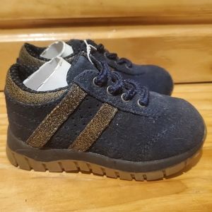NWT - KRU Infant Sport Shoes Navy, Size 5